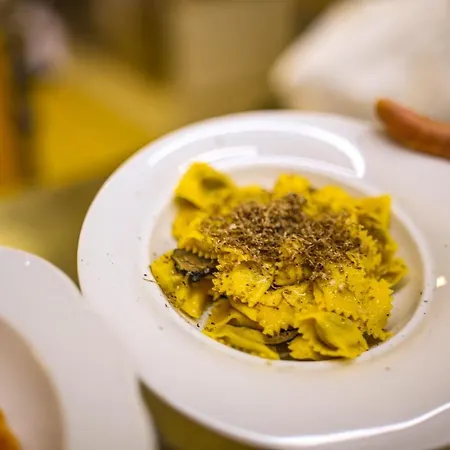 ホテル Felicin - Stella モンフォルテ・ダルバ