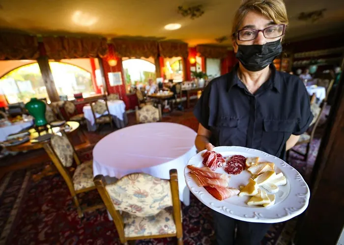 Felicin - Stella Hotell Monforte dʼAlba